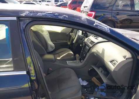 2010 Chevrolet Malibu Ls z USA, uszkodzony, nr VIN 1G1ZB5EB6AF207136